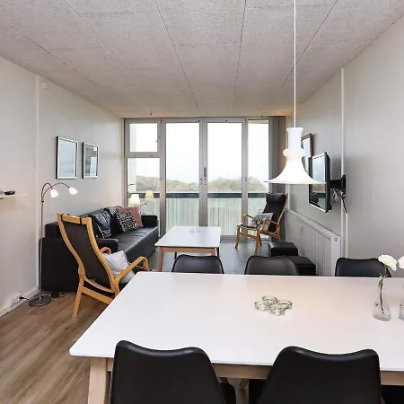Xviii Appartement